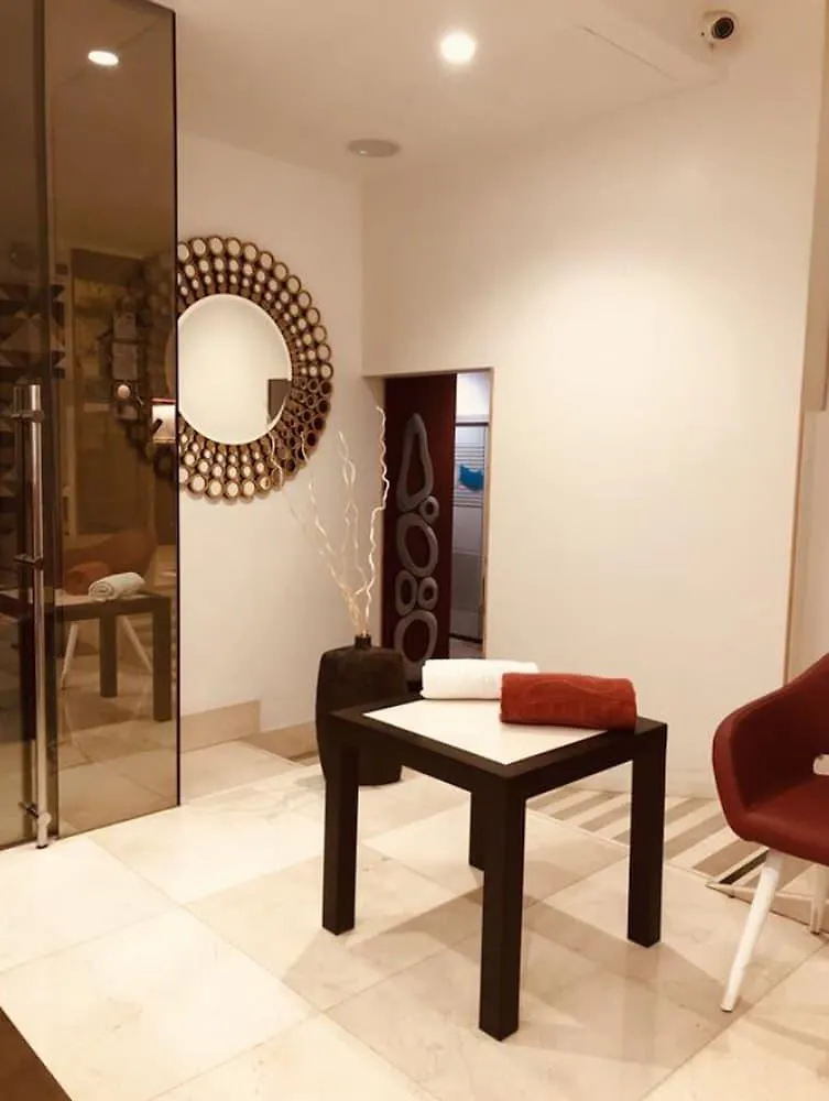 Aparthotel Boutique Poniente Playa San Antonio  Španělsko