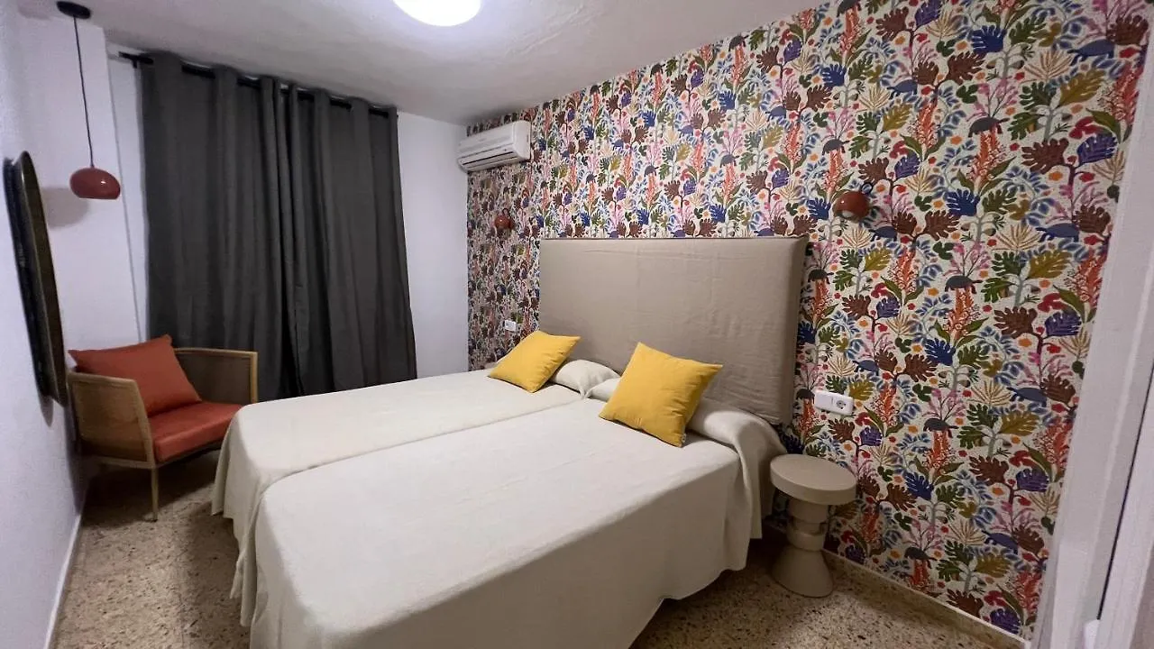 Aparthotel Boutique Poniente Playa San Antonio  San Antonio (Ibiza)