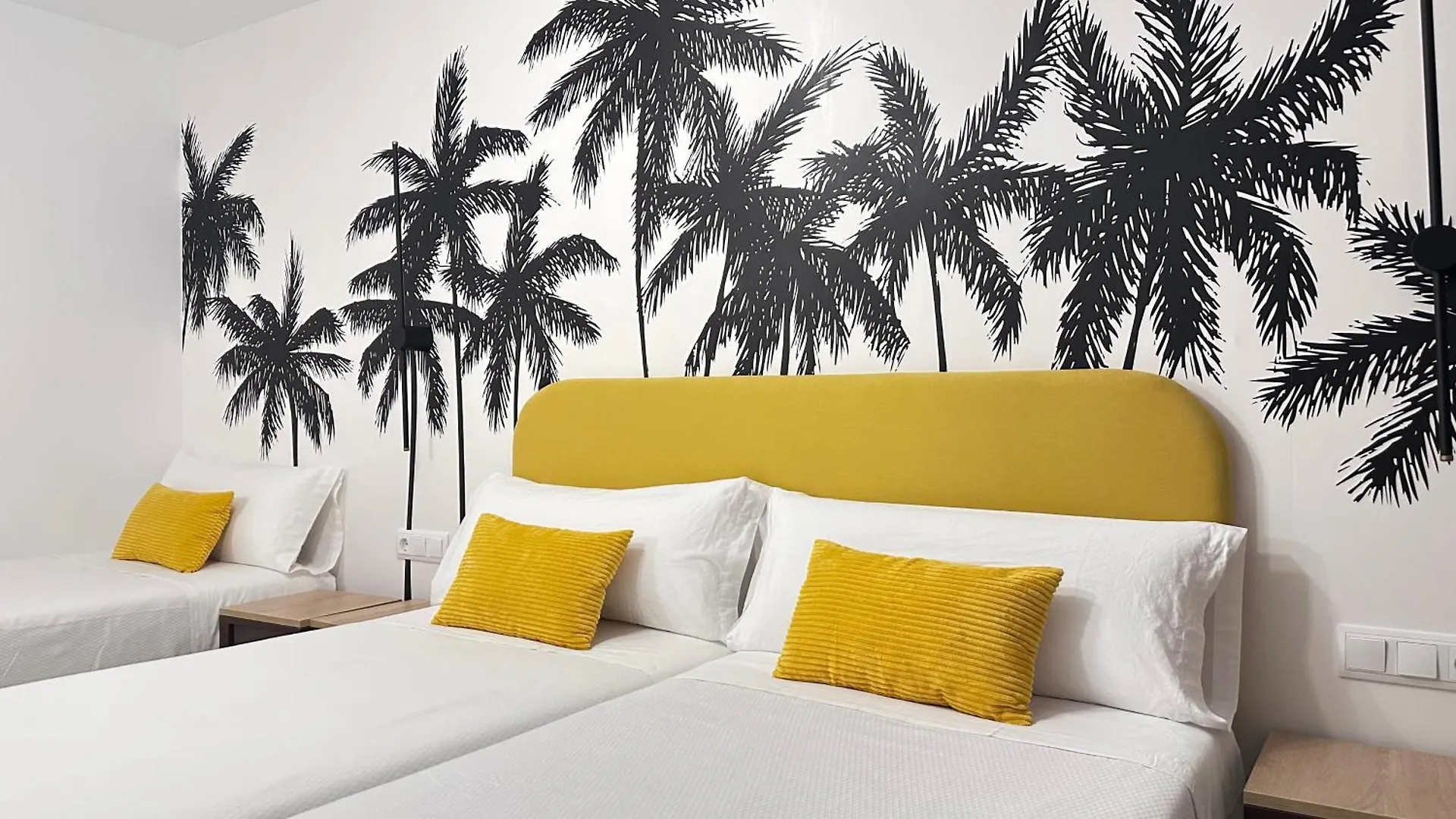 Aparthotel Boutique Poniente Playa San Antonio  Apartmán San Antonio (Ibiza)